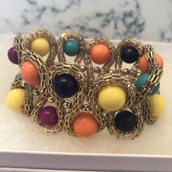 Vintage Costume Jewelry - V-Multi-color Costume Bracelet truly pretty ! ❤️李